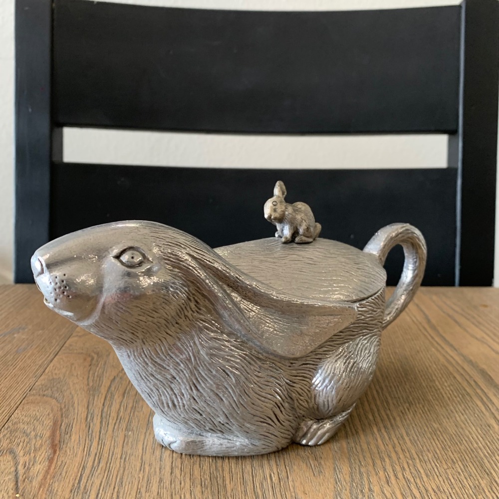 Vintage Style Cast Metal Figural Rabbit Teapot Bunny Finial Silver Tone Decor